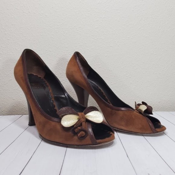 Vtg Moschino Cheap and Chic Suede Peep Bow Pumps - Picture 3 of 15